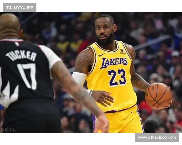 NBA致胜投篮技巧解析:如何在关键时刻成为决胜者 NBA致胜投篮技巧解析:如何在关键时刻成为决胜者